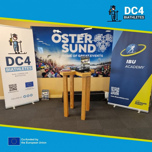 Fotografija plakata projekta DC4 Biathletes postavljenega v Östersundu na IBU akademiji