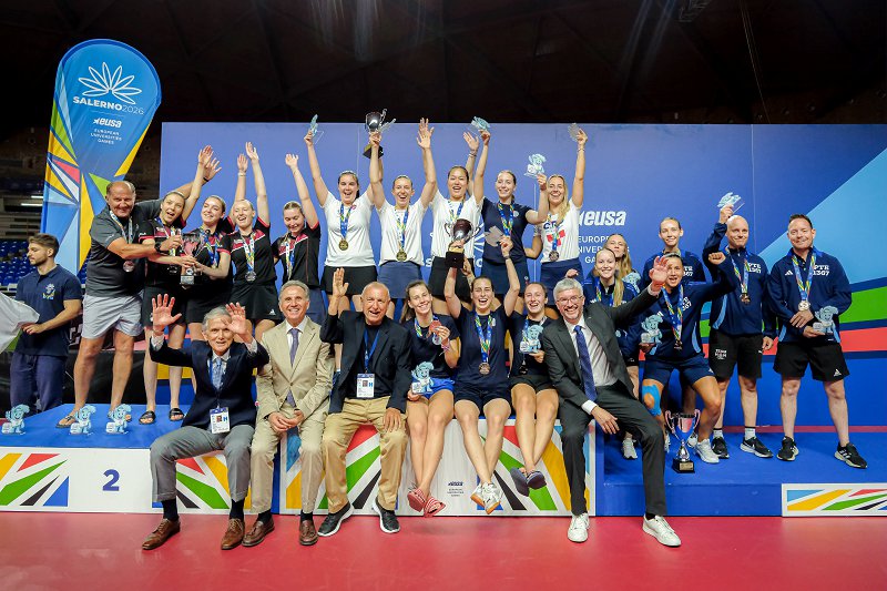 Podelitev medalj ekipam
